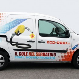Decorazione_automezzi_cast_vinile_pellicola_prespaziati_macchina_furgone_moto_applicazione_avery_scritte_adesive_pvc_stampata_11